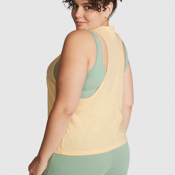 Victoria's Secret Pink - COTTON CROPPED RACERBACK TANK TOP - Picture 4 of 5